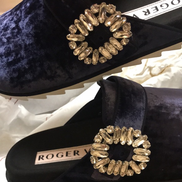 NA!! Roger vivier velvet mule - Picture 2 of 12